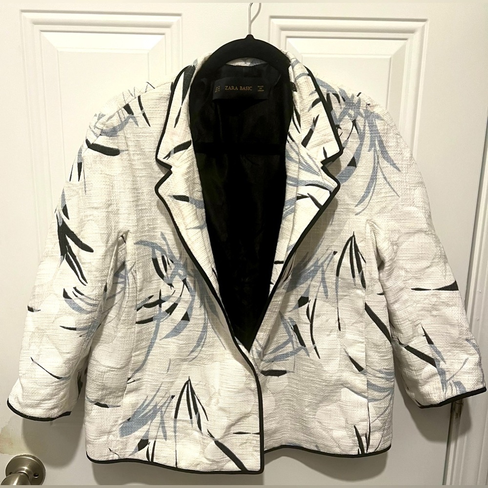 Zara White Textured Blazer with Black & Light Blue Print